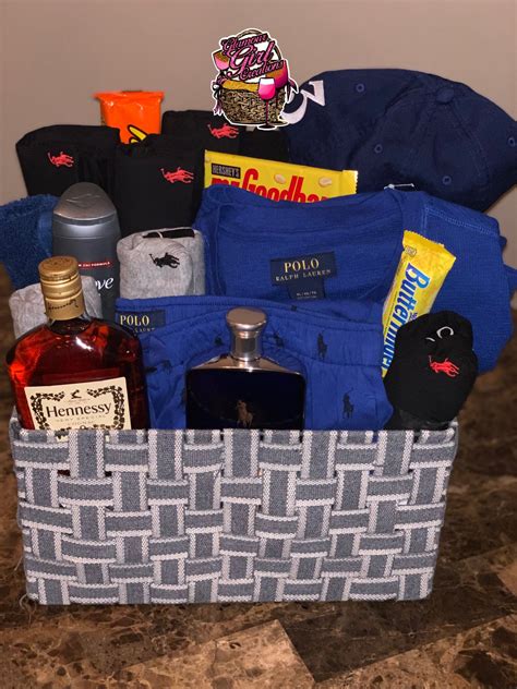 A basket full of gifts, you could say. Birthday Gifts Boyfriend Gift Basket Ideas For Men ...