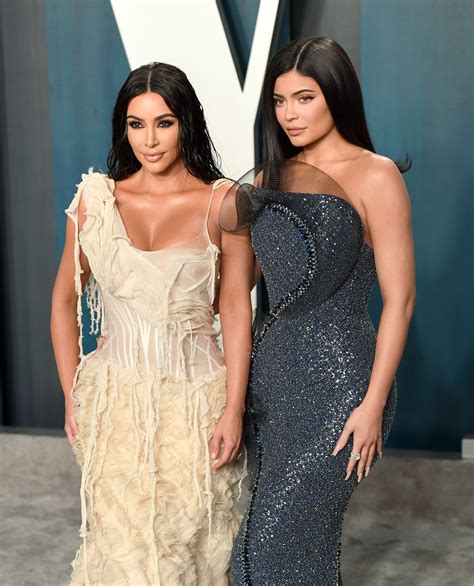 All About The Discussion Of Kim Kardashian And Kylie Jenner Celebrity