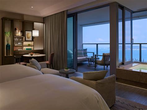 Panoramic Ocean View Room Sanya Luxury Accommodation