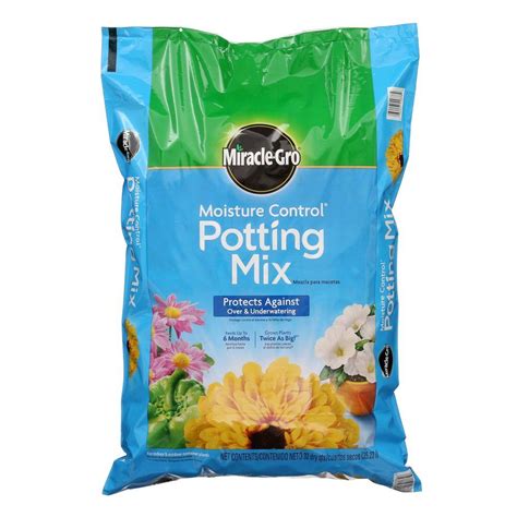 Miracle Gro Qt Moisture Control Potting Mix The Home Depot