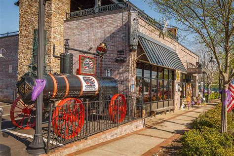8 Best Small Towns In South Carolina