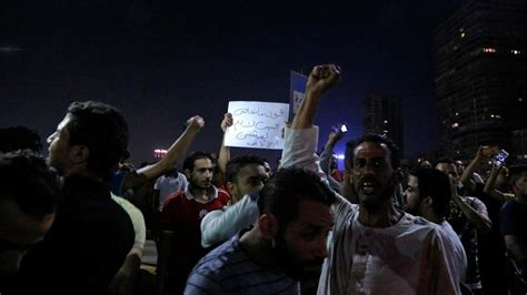 السلطات المصرية اعتقلت أكثر من 500 شخص منذ مظاهرات الجمعة