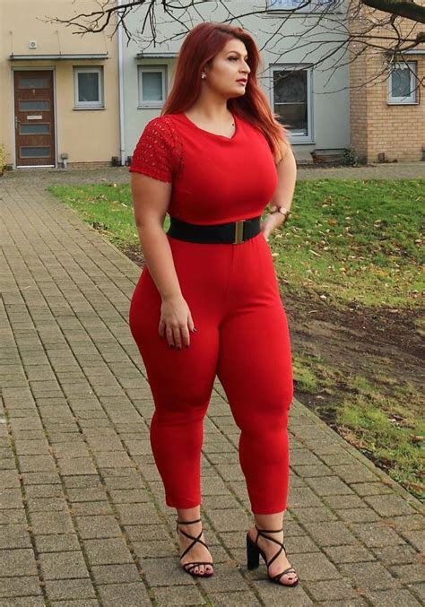 ioana chira plus size models beautiful hips pretty legs