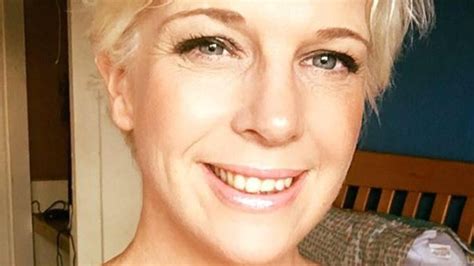 Bbc Radio Host Commits Suicide Presenter Vicki Archer Found Dead