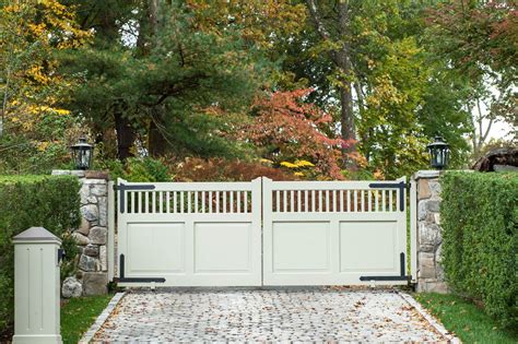 White Composite Driveway Gate Solid On Bottom Straight Spindles On