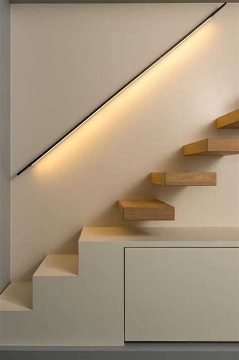 Etiam magna arcu, ullamcorper ut pulvinar et, ornare sit amet ligula. tiras led | Diseño de escalera, Diseño de escaleras, Luces ...
