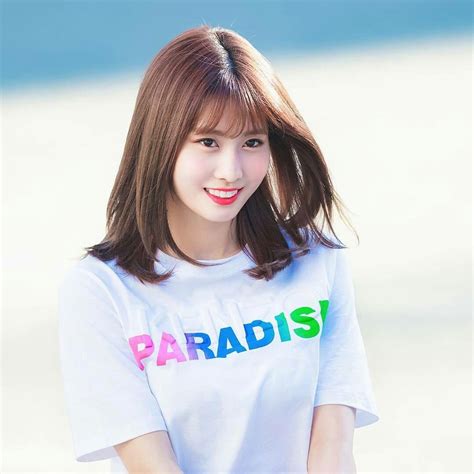 Momo hirai, who is known mononymously as momo fans of momo and heechul are as surprised as they were when they first learned about them dating, on hearing about their latest split. Hirai Momo Social Media - Rumaisa Peck