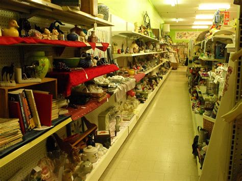Our Daily Indoor Flea Market Photo's