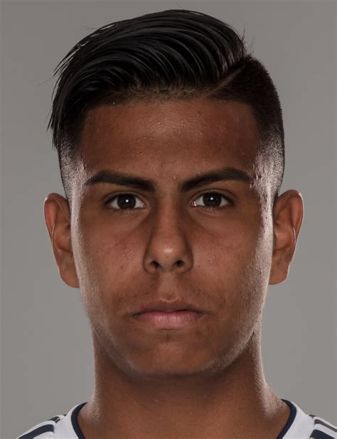 La galaxy homegrown midfielder efrain alvarez is eligible to represent both the united states and mexico, prompting the concacaf rivals to openly seek his services. Efrain Álvarez - Player Profile 2018 | Transfermarkt
