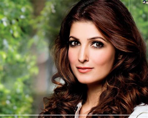 Twinkle Khanna share a glimpse picture witch makeover by Nitara ...