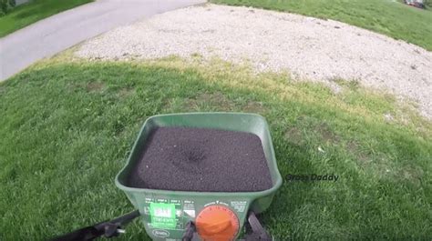 Check to see that the grass is rather dry and that the snow/frost has completed melted. Five Easy DIY Steps To Turn Your Messy Lawn Into A Lovely One. - BRILLIANT DIY