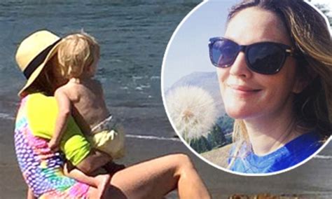 Drew Barrymore Holds Daughter Frankie While Enjoying A Beach Day In