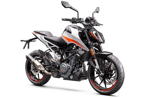 Este proyectil en curvas maximiza el placer de manejo con la relación calidad precio, llevándose todos los elogios cuando lo que cuenta es la agilidad. 2021 KTM 390 Duke For Sale at TeamMoto New Bikes ...