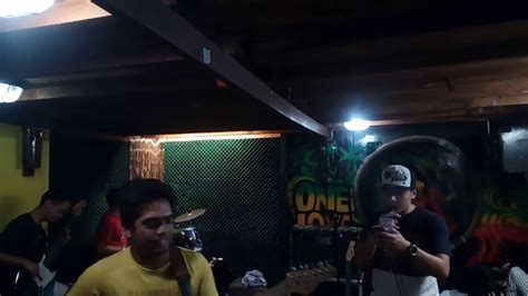 Iniwan ka na ng eroplano ok lang baby wag kang magbago dito ka lang humimbing sa aking piling antukin kukupkupin nalang kita sorry. Rico Blanco - Antukin | covered by Cornerstone - YouTube