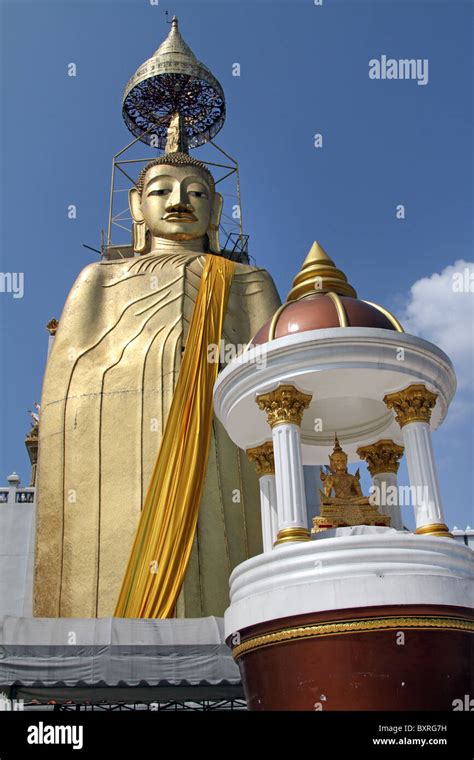 Golden Buddha Statue At Wat Intharawihan The Tallest Standing Buddha