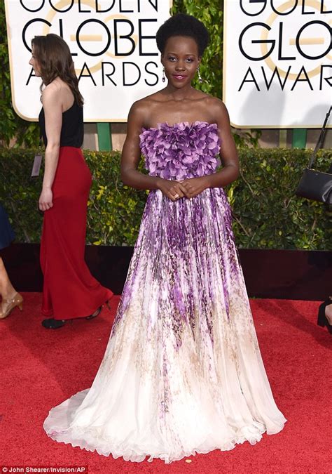 2015 Golden Globes Sees Lupita Nyongo In Yet Another Stunning Ensemble