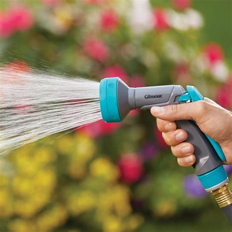 Rear Control Watering Nozzle With Swivel Connect Gilmour