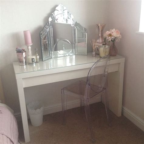 I Want The Ikea Malm Dressing Table For A Vanity I Want This The Most