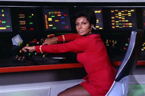 Muere La Teniente Uhura De Star Trek Nichelle Nichols A Los 89 Años