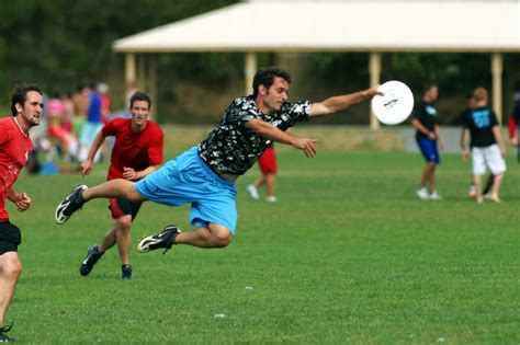 The Evolution of Ultimate Frisbee: From Disc Golf to Professional Leagues