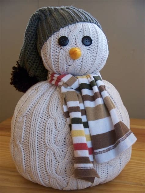 Simple Serendipities Refashion Friday Sweater Snowman