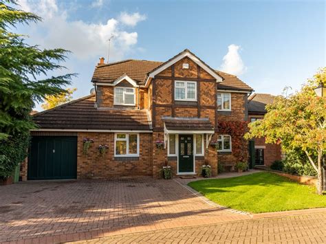 4 Bed Detached House For Sale In Redgrove Park Cheltenham Gl51 £