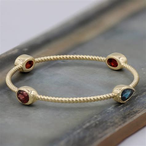 Bracelet Vs Bangle Difference Faq Article Jewelrythis Custom