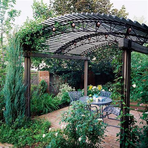 Curved Pergola And Reasons For Making It Garden Landscape