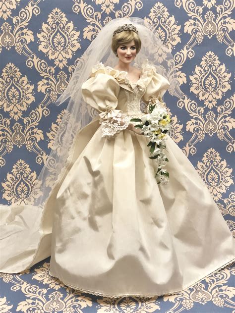 Lady Diana Portrait Porcelain Bride Doll Franklin Mint Bride Dolls