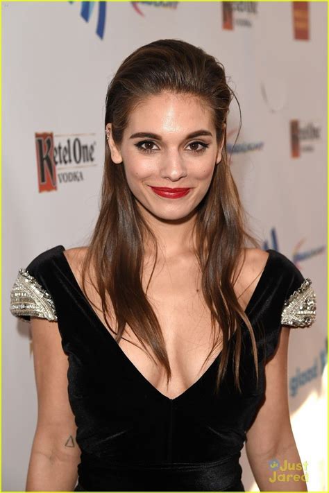Pictures Of Caitlin Stasey