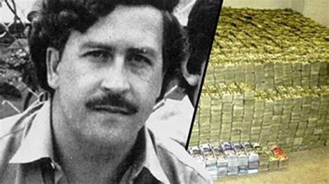 Violent drug lord pablo escobar is killed by colombian armed forces. ¿En qué gastaba Pablo Escobar su fortuna?