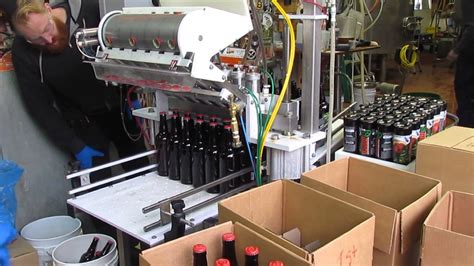 Pipeworks Brewing Bottling Machine In Action Youtube