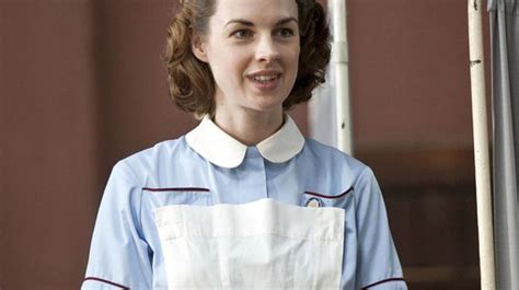 jessica raine star of call the midwife on how her upbringing helped her play the lead role