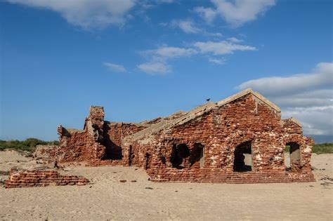 100 likes · 1 talking about this. Dhanushkodi: The Ghost Town Ravaged By Cyclone | Amusing ...