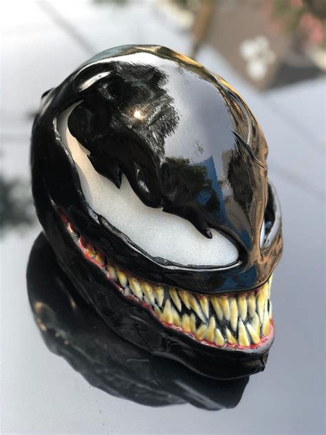Venom Mask 2018 Hq Resin Extreme Details Etsy Helmet Mask Cool Masks