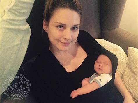 Alexandra Breckenridge Welcomes Son Jack Moms And Babies Celebrity