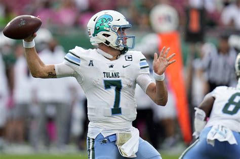 No 25 Tulane Offers A Lesson In Dramatic 1 Year Turnarounds Seattle Sports