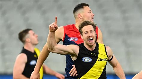 He went undrafted after a junior career with the northern knights in the tac cup. AFL 2020: Richmond injury news, replacements for missing ...