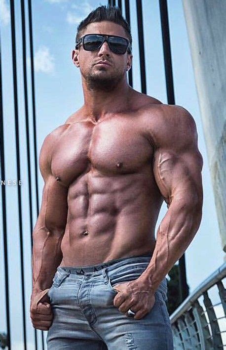 Pin By Griffin Tails On Carn Jeans Y Pits Muscle Men Muscular Men Mr Muscle