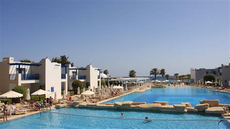 Hotel Callisto Holiday Village Ayia Napa Cypr Grecja Wakacje