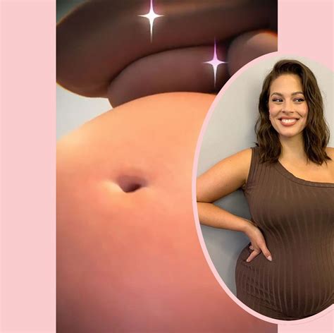 Pregnant Ashley Graham Bares Her Body Baby Bump In Naked Selfie Video