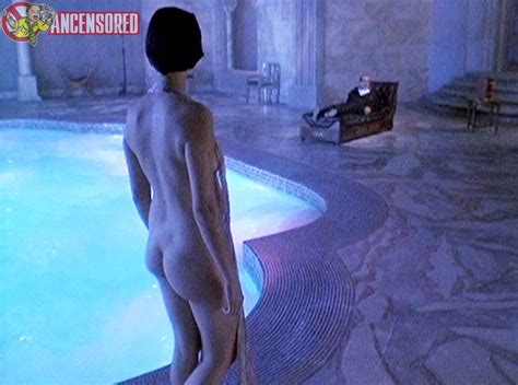 Naked Catherine Bell In Death Becomes Her