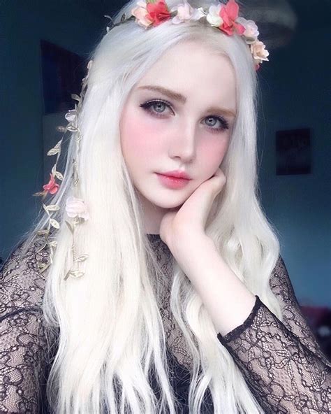 Icy Icytenshi Instagram Photos And Videos Beauty Girl White Hair Color Beautiful Girl Face