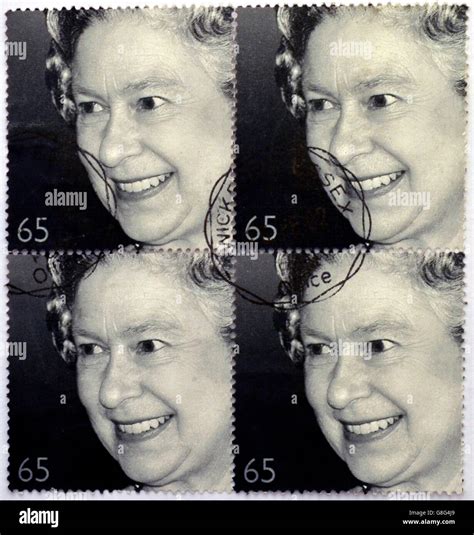 la reina isabel ii gran bretaña sello postal británico fotografías e