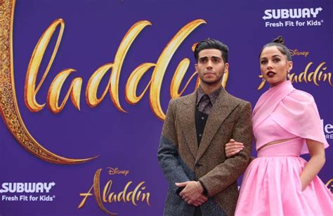 Mena Massoud And Naomi Scott At The Aladdin Premiere 2019 Popsugar Celebrity Photo 18