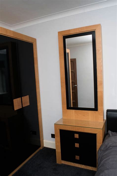 Our black high gloss acrylic bedroom range creates a contemporary style in any bedroom. Oak Bedroom Wardrobes With Black Gloss Doors - Bespoke ...