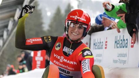 geisenberger glides to gold germany sweeps women s luge podium cbc ca