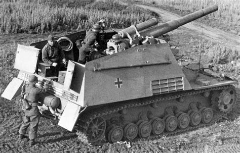 German 150 Mm Spg Hummel In Position Unknown Date And Location R