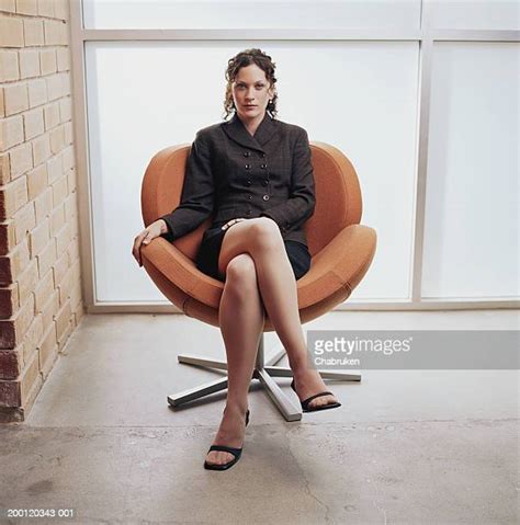 Business Woman Crossed Legs Photos Et Images De Collection Getty Images