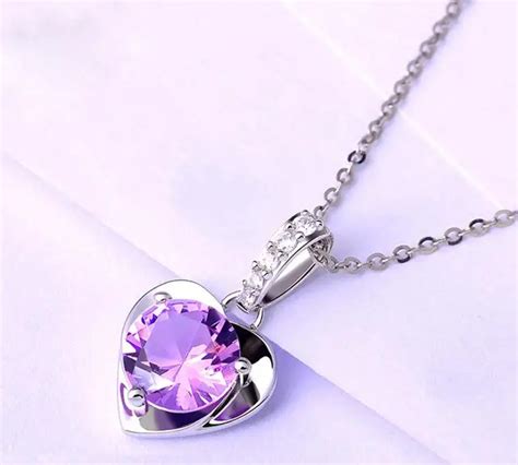 Beautiful Pure Silver Natural Purple Crystal Pendant Simple Love Heart